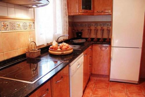 Segur de Calafell Villa Sleeps 6 Pool Air Con Wifi