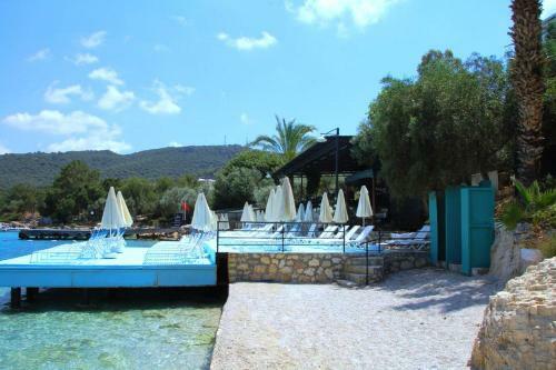 La Moda Beach Hotel