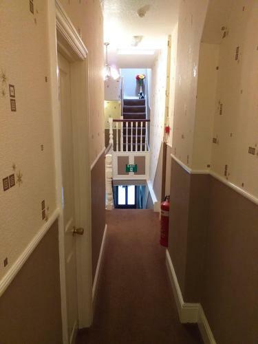 Hostal Monico Guest House