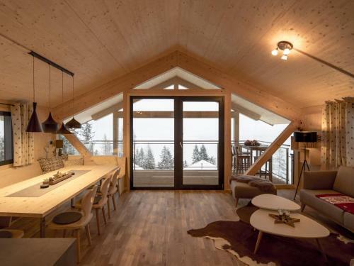 Ski In Ski Out Chalet Reiteralm 11