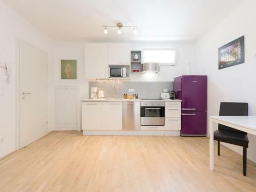 Apartment Oper - Contactless Check In