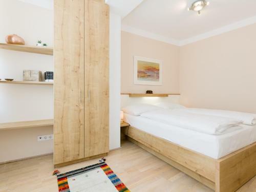 Apartment Oper - Contactless Check In