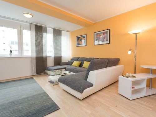 Apartment Oper - Contactless Check In