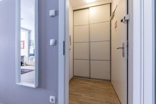 Apartment Oper - Contactless Check In