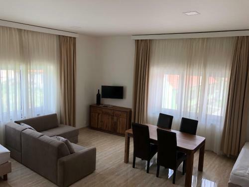 Apartm�n Za Radnic�