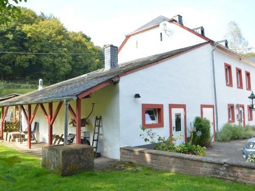 Pleasant Cottage In Heidweiler Germany With Private Garden