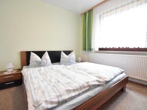 Beautiful Apartment In Proseken With Garden