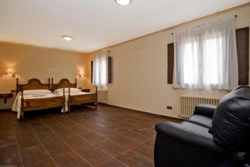 Fonteta Villa Sleeps 16 Pool Air Con Wifi