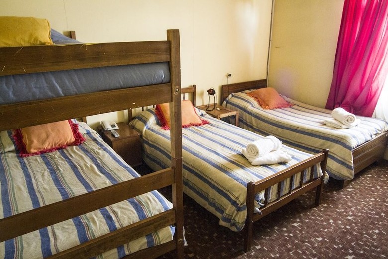 Hostal Residencial Bulnes