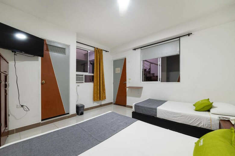 Hotel Imperio 70