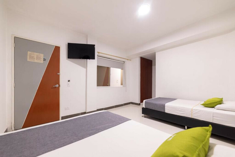 Hotel Imperio 70