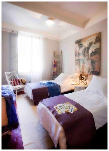 Hostal Hotel Des Colonnes-maison D'h�tes Depuis 2009