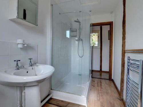 Stunning Cottage Set In Quiet Farmyard In Biddenden Countryside