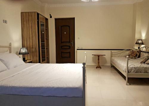 Hotel Calypso Kvariati Inn