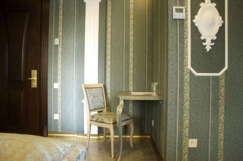 Neapol Boutique Hotel