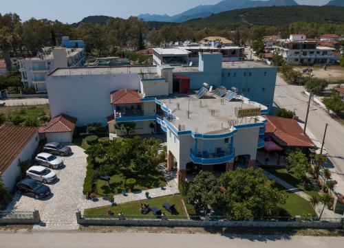 Aparthotel Villa Avra