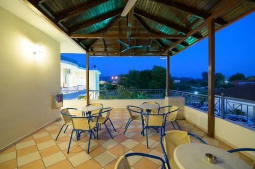 Aparthotel Villa Avra