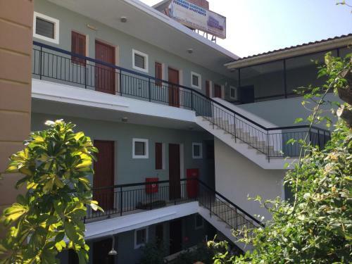 Thomas Apartments
