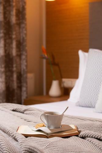 George Hotel