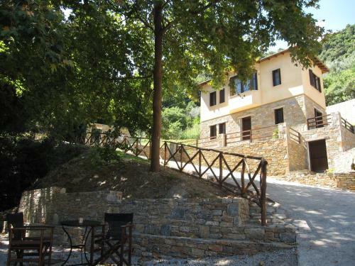 Hostal Vergopoulos Oliveyard