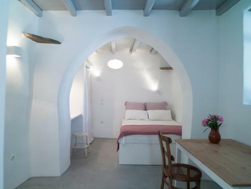 Hostal Tutti Blu Tinos Living Space
