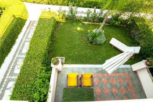 Sunny Garden Apartments