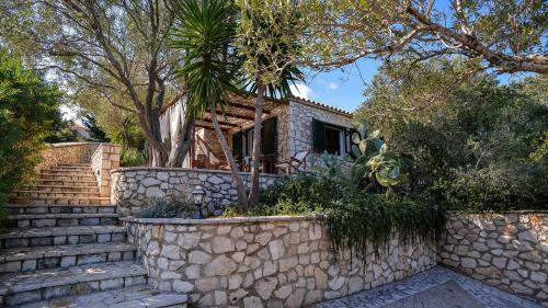 Nereidi Pool Villas