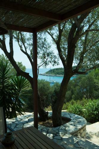 Nereidi Pool Villas
