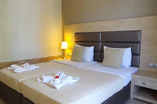 Hotel Rachoni Bay