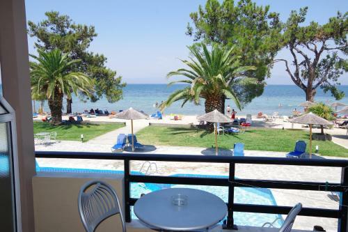Hotel Rachoni Bay