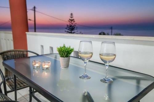 Manolis Apartments
