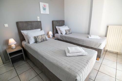 Manolis Apartments