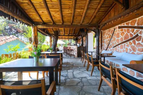 Esperia Hotel