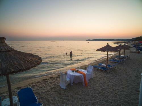 Beach Hotel Kapahi