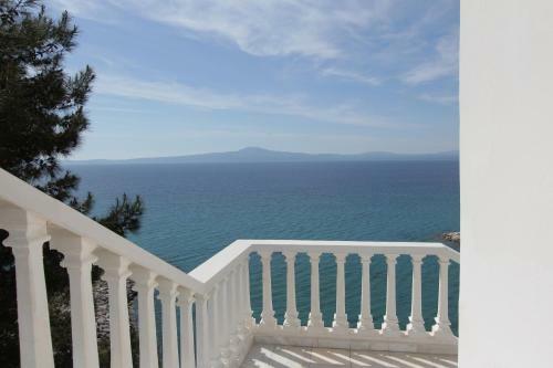 Apollon Apartments