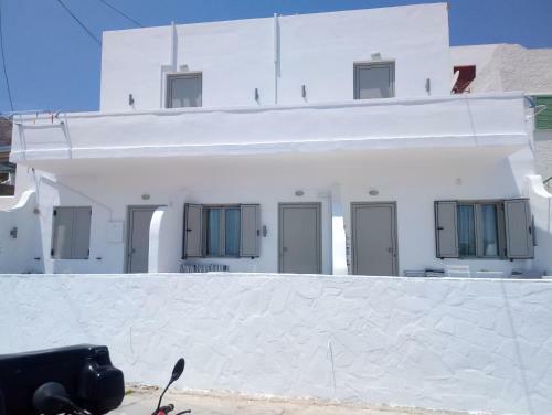 Hostal Thea Serifos