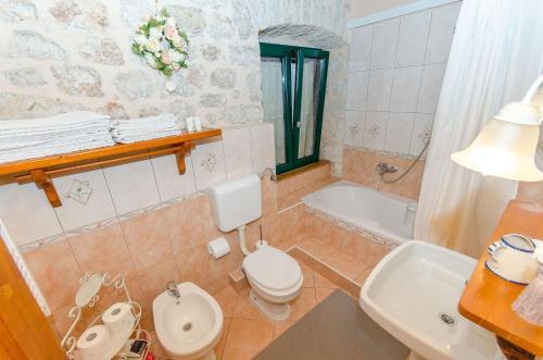 Apartments Vedrana
