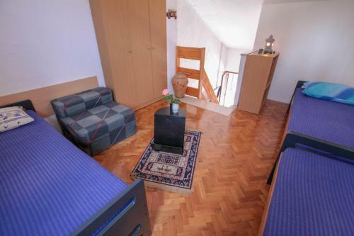 Hostal Apartments Manuela