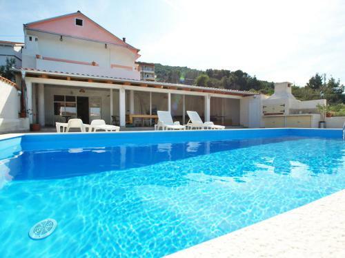 Holiday Home Zdenko 1