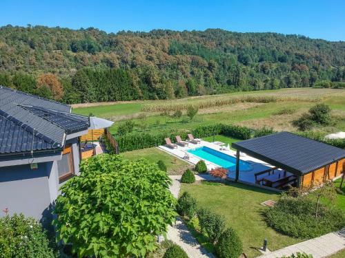 Holiday Home Mia