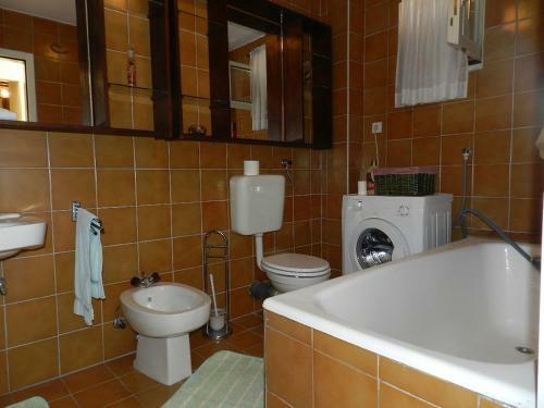 Apartment Neno Grebastica