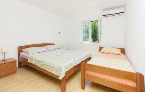 Apartment Komoseva I