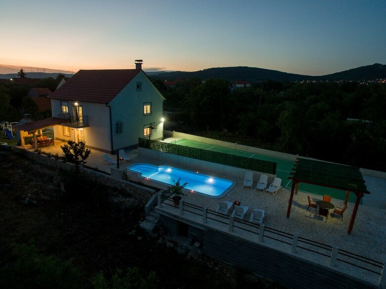 Villa Paloma Blanca