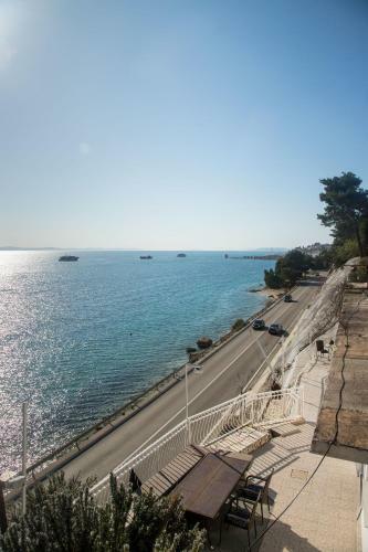 Apartments Lastro