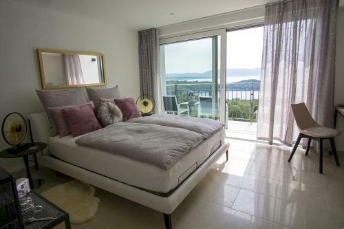 The Grand View Villa