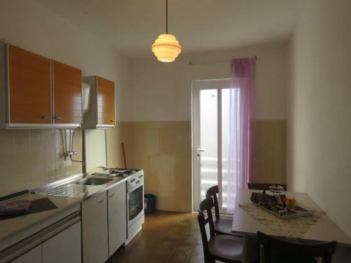 Apartamento Novalja Center