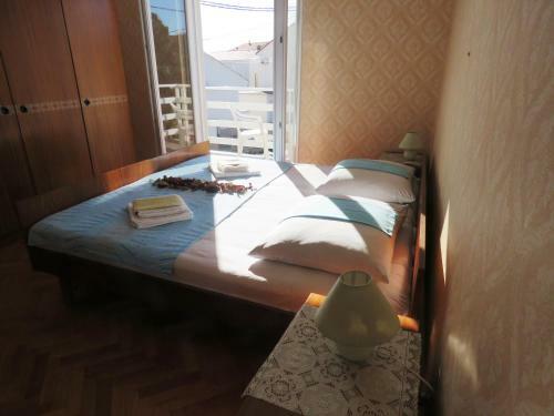 Apartamento Novalja Center