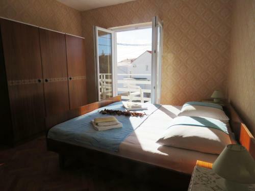 Apartamento Novalja Center