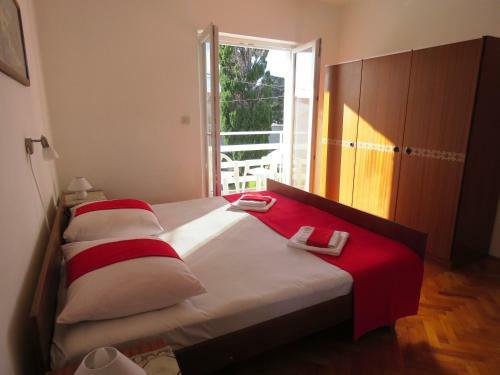 Apartamento Novalja Center