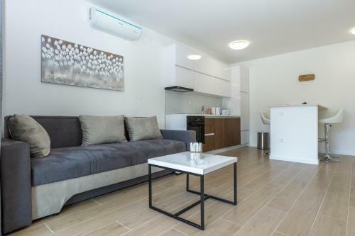 Apartments & Rooms Villa Casia